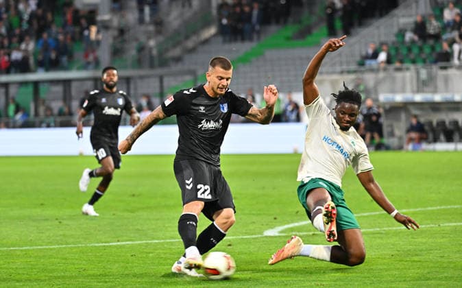 September 18, 2026 Soccer Season 2026–2027, Matchday 2, Bundesliga, SpVgg Greuther Fürth vs. Kleeblatt FC Magdeburg, FCM Sports Photo by Zink MeZi xmexzix. DFL regulations prohibit any use of photographs as image sequences and or quasi-video; for editorial use only. Mateusz Zukowski, 22, FC Magdeburg; Hendry Blank, 34, SpVgg Greuther Fürth, right