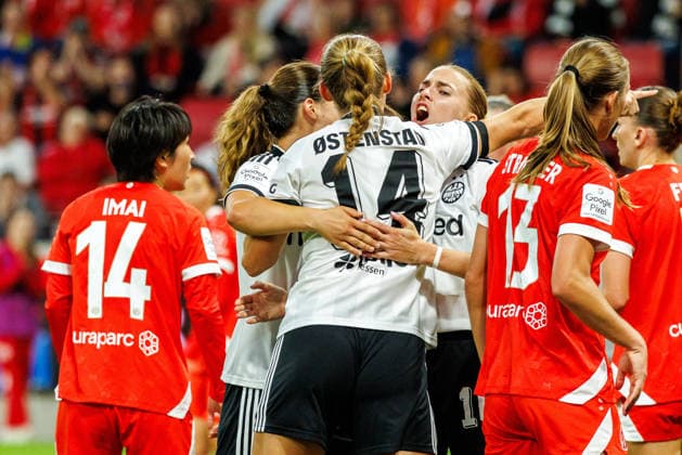 GPFBL, 1 FSV Mainz 05 vs. Eintracht Frankfurt, September 18, 2026, Mainz celebrates Marthine Ostenstad’s 2-1 goal for Eintracht Frankfurt, 14th minute of the Google Pixel Women’s Bundesliga match on Matchday 5 of the 2026–27 season between 1 FSV Mainz 05 and Eintracht Frankfurt at the MEWA Arena, Mainz, September 18, 2026 Copyright: xBEAUTIFULxSPORTS Hahnex