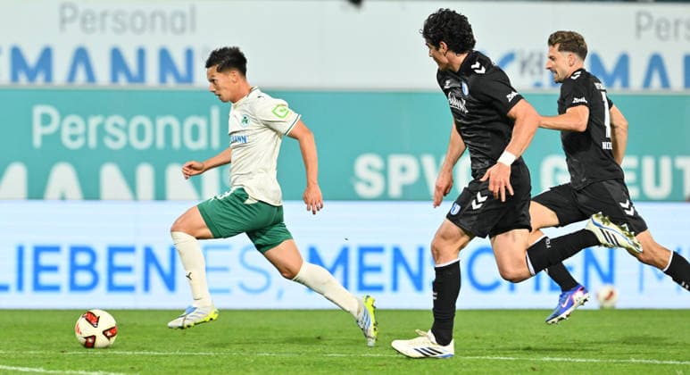 September 18, 2026 Soccer Season 2026–2027, Bundesliga 2, Matchday 6: SpVgg Greuther Fürth vs. Kleeblatt FC Magdeburg, FCM. Sports photo by Zink xwoxzix. DFL regulations prohibit any use of photographs as image sequences and or quasi-video For editorial use only Shinta Appelkamp 8, SpVgg Greuther Fürth