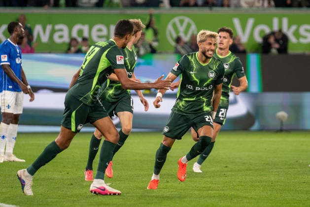 German Soccer 2. Bundesliga, Matchday 6, 2026–2027, VfL Wolfsburg vs. SV Darmstadt 98 on September 18, 2026, at the Volkswagen Arena in Wolfsburg; goal to make it 4–1 by Muhammed Damar of VfL Wolfsburg, age 20; celebration, joy, goal celebration, emotions Copyright: xSvenxHeidmannx