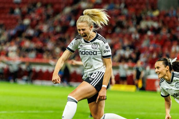 GPFBL, 1 FSV Mainz 05 vs. Eintracht Frankfurt, September 18, 2026, Mainz celebrates Rebecka Blomqvist’s goal to make it 2–3 against Eintracht Frankfurt, the 28th match of the Google Pixel Women’s Bundesliga on Matchday 5 of the 2026–27 season between 1 FSV Mainz 05 and Eintracht Frankfurt at the MEWA Arena, Mainz, September 18, 2026 Copyright: xBEAUTIFULxSPORTS Hahnex