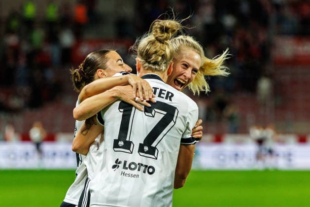 GPFBL, 1 FSV Mainz 05 vs. Eintracht Frankfurt, September 18, 2026, Mainz celebrates Rebecka Blomqvist’s goal to make it 2–3 against Eintracht Frankfurt, the 28th match of the Google Pixel Women’s Bundesliga on Matchday 5 of the 2026–27 season between 1 FSV Mainz 05 and Eintracht Frankfurt at the MEWA Arena, Mainz, September 18, 2026 Copyright: xBEAUTIFULxSPORTS Hahnex