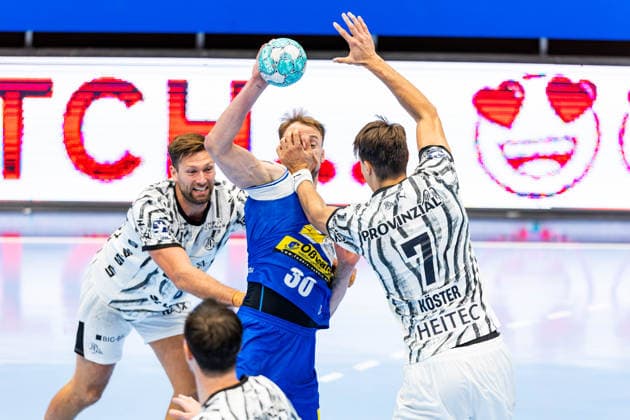 18.09.2026, GER, Handball, Maenner, Saison 26 27, Opel 1.Bl, 5.Spieltag, ThSV Eisenach - THW Kiel Julian Koester, Dominik Solak (ThSV Eisenach,30) 99817 Eisenach Werner-Assmann-Halle Am Sportp Thueringen Deutschland
