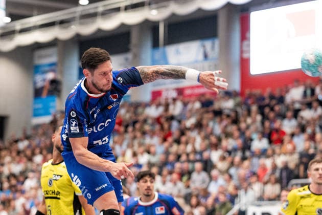 Csaba Leimeter, HBW Balingen Weilstetten, 55, taking another shot; HBW Balingen Weilstetten vs. TVB Stuttgart, GER, Opel 1 Handball Bundesliga, Championship, Matchday 5, 2026–2027 season, September 18, 2026, Eibner Press Photo: Andreas Ulmer, HBW Balingen Weilstetten vs. TVB Stuttgart, GER, Opel 1 Handball Bundesliga, Championship, Matchday 5, 2026–2027 season, September 18, 2026, Balingen Copyright: xEibner-Pressefoto AndreasxUlmerx EP_AUR