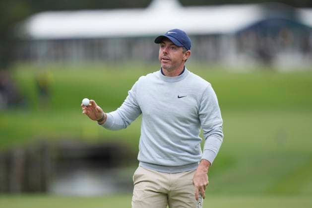 VIRGINIA WATER, ENGLAND - SEPTEMBER 18: Aaron Rai (ENG) acknowledges the fans after his round during Round 2 at the BMW PGA, Golf Herren Championship at Wentworth Golf Club, Virginia Water on September 18, 2026 in Surrey, England The BMW PGA Championship
