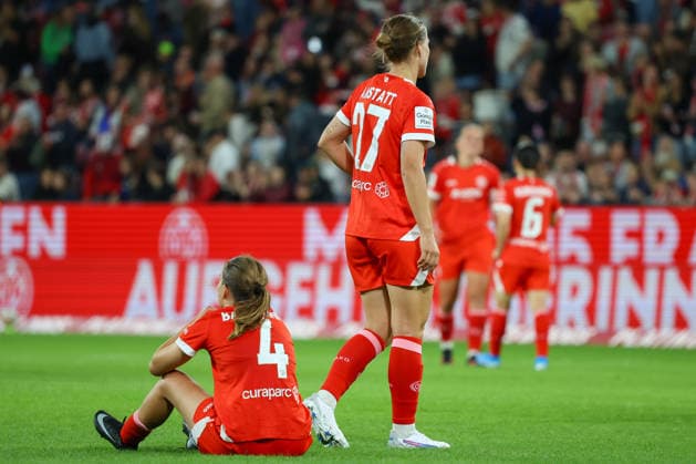 September 18, 2026, xusrbx, Soccer, Google Pixel, Women s Bundesliga, FSV Mainz 05 vs. Eintracht Frankfurt, Kara Bathmann (FSV Mainz 05), 4, Nadine Anstatt (FSV Mainz 05), 27, after the game, Mainz