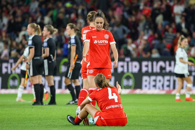September 18, 2026, xusrbx, Soccer, Google Pixel, Women s Bundesliga, FSV Mainz 05 vs. Eintracht Frankfurt, l Vital Kats, FSV Mainz 05, 30, Kara Bathmann, FSV Mainz 05, 4, after the game, Mainz