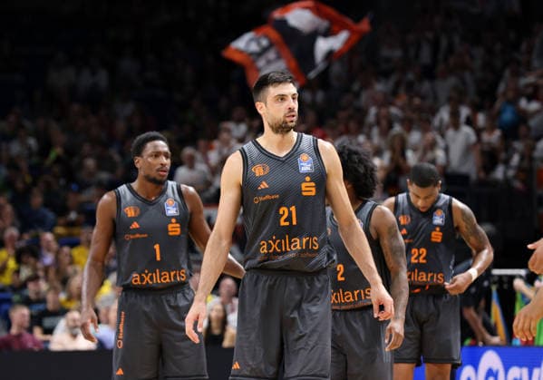 Phlandrous Fleming Jr., Mateo Seric, Stefan Smith, Nighael Ceaser; Action; Upper Body; Sports; Basketball; BBL; Bundesliga; Men s Division 1; Matchday; 2026–2027 Season; September 18, 2026; ALBA Berlin vs. Niners Chemnitz 99ers