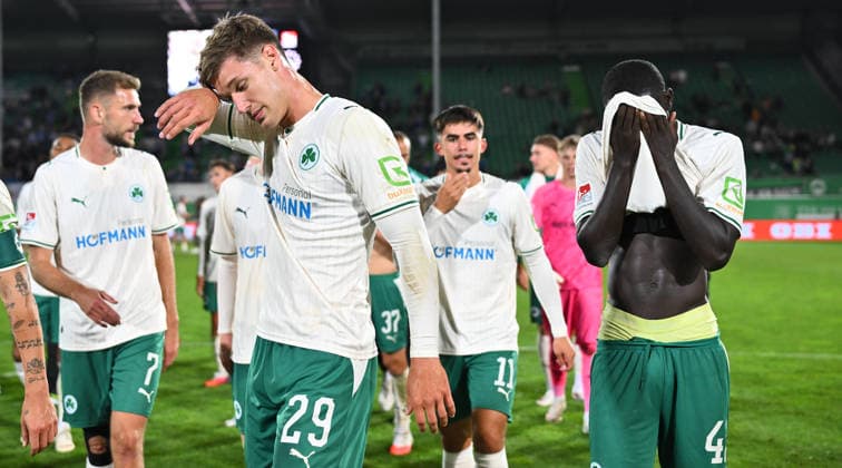 September 18, 2026 Soccer Season 2026–2027, Matchday 2, Bundesliga, SpVgg Greuther Fürth vs. Kleeblatt FC Magdeburg, FCM, Sports photo by Zink xwoxzix. DFL regulations prohibit any use of photographs as image sequences and or quasi-video For editorial use only. Krisztian Keresztes 29, SpVgg Greuther Fürth; Omar Sillah 42, SpVgg Greuther Fürth, after the final whistle