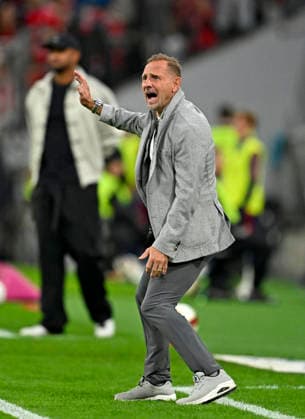 September 18, 2026, 2026–2027 Bundesliga, Matchday 4, FC Bayern Munich vs. 1. FC Union Berlin, at the Allianz Arena in Munich, Coach Mauro Lustrinelli; Union Berlin looks pensive