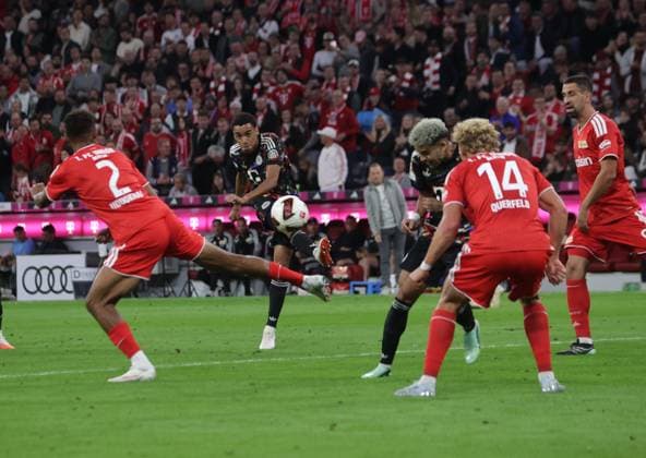 Bayern s No. 10, Jamal MUSIALA, scores the 1-0 goal in the soccer match between Munich and Union Berlin in the Bundesliga, FC Bayern Munich vs. 1. FC Union Berlin, Matchday 4, 2026–2027 season, on September 18, 2026, in Munich, Allianz Arena, Germany. Source: Copyright Credit Oryk HAIST xFUSSBALL-BAYERN-UNIONx