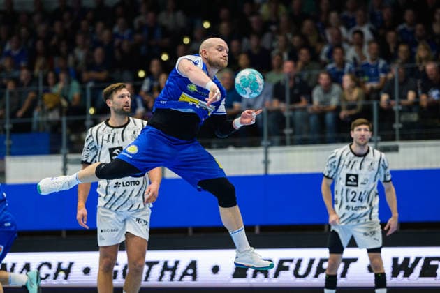 Peter Walz, ThSV Eisenach, 14; Harald Reinkind, THW Kiel, 06; Lukas Zerbe, THW Kiel, 24 (GER), ThSV Eisenach vs. THW Kiel, 1st Opel Handball Bundesliga, Handball, Matchday 5, 2026–2027 Season, 8:00 p.m., September 18, 2026 GER, ThSV Eisenach vs. THW Kiel, 1st Opel Handball Bundesliga, Handball, Matchday 5, 2026–2027 season, 8:00 p.m., September 18, 2026, Eisenach Copyright: xMartinxHerbstx