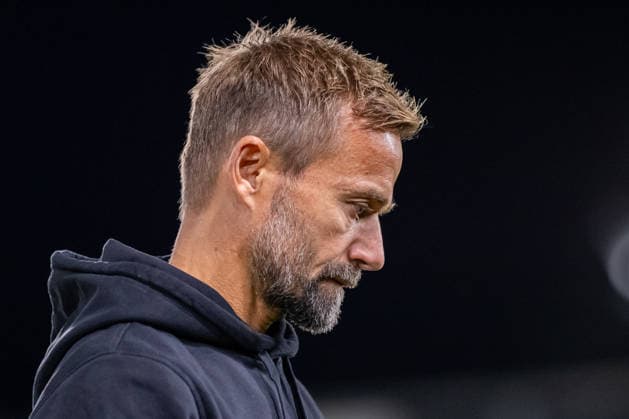 Michael Schiele, head coach of FC Würzburger Kickers, reacts with disappointment after the 2–1 loss. GER, SC Verl vs. FC Würzburger Kickers, soccer, 3. Liga, Matchday 7, 2026–2027 season, September 18, 2026 DFL regulations prohibit the use of photographers to capture image sequences and or quasi-video footage GER, SC Verl vs. FC Würzburg Kickers, Soccer, 3. Liga, Matchday 7, 2026–2027 season, September 18, 2026, Verl Copyright: xEibner-Pressefoto JanxRollingerx EP_JSK