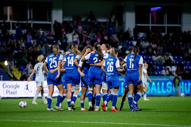 September 18, 2026, GER, Soccer, Women s, Google Pixel 1 Bundesliga, 2026–2027 Season, Matchday 4, TSG 1899 Hoffenheim vs. VfL Wolfsburg: Jonna van de Velde (Hoffenheim, 25), Lisa Doorn (Hoffenheim, 14), Chiara Hahn (Hoffenheim, 23), Janna Grimm (Hoffenheim), 26, Linda Natter (Hoffenheim), 11, celebrate the goal that made it 2–1. DFB and DFL regulations prohibit any use of photographs as image sequences and or quasi-video. Hoffenheim Dietmar Hopp Stadium, Baden-Württemberg, Germany Copyright: xNordphoto Memmlerx