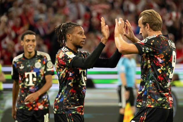 September 18, 2026: Soccer – FC Bayern Munich vs. Union Berlin, Matchday 4 of the 1. Bundesliga at the Allianz Arena in Munich. Michael Olise celebrates a goal for FC Bayern Munich, 17–3 at halftime IMPORTANT NOTICE: In accordance with DFL and DFB regulations, it is prohibited to use or allow the use of photographs taken in the stadium and or during the game in the form of sequential images and or video-like photo sequences. Copyright: xJamesxZabelx