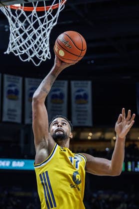 Basketball, Men s Bundesliga, Alba Berlin vs. Niners Chemnitz, Uber Arena on September 18, 2026, in Berlin. Norris Agbakoko of ALBA Berlin scores a basket. Alba Berlin vs. Niners Chemnitz