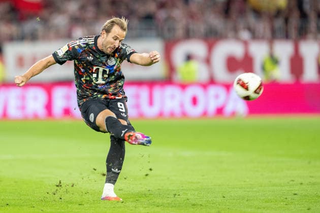 Harry Kane 9, FC Bayern Munich, shoots toward the goal; FC Bayern Munich 1, FC Union Berlin; Bundesliga soccer; Matchday 4; September 18, 2026. DFB regulations prohibit any use of photographs as image sequences and or quasi-video. Munich, Bayern, Germany Copyright: xkolbert-press UlrichxGamelx
