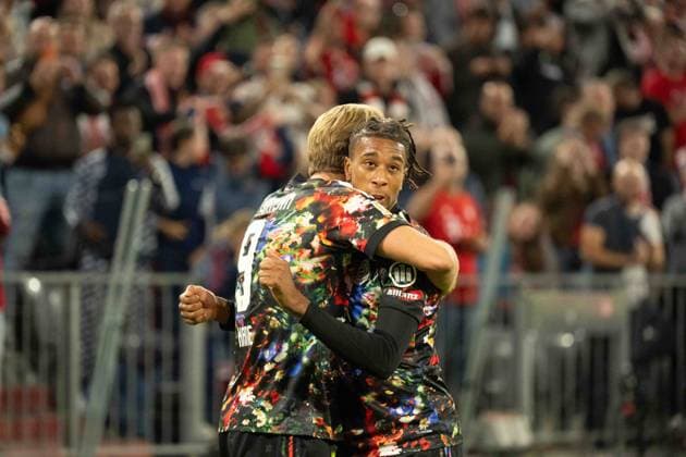 September 18, 2026: Soccer – FC Bayern Munich vs. Union Berlin, Matchday 4 of the Bundesliga at the Allianz Arena in Munich. Goal celebrations by Harry Kane (FC Bayern Munich, 9) and Michael Olise (FC Bayern Munich), 17, for a 4–0 victory. IMPORTANT NOTICE: In accordance with DFL and DFB regulations, it is prohibited to use or allow the use of photographs taken in the stadium and or during the match in the form of sequential images and or video-like photo series. Copyright: xJamesxZabelx