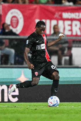 Eddy Kouadio of AC Monza in action during the Serie A soccer match between AC Monza and Sassuolo FC the Brianteo Stadium in Monza, north Italy - September 18, 2026. - Soccer.  Copyright: xTizianoxBallabio LaPressex