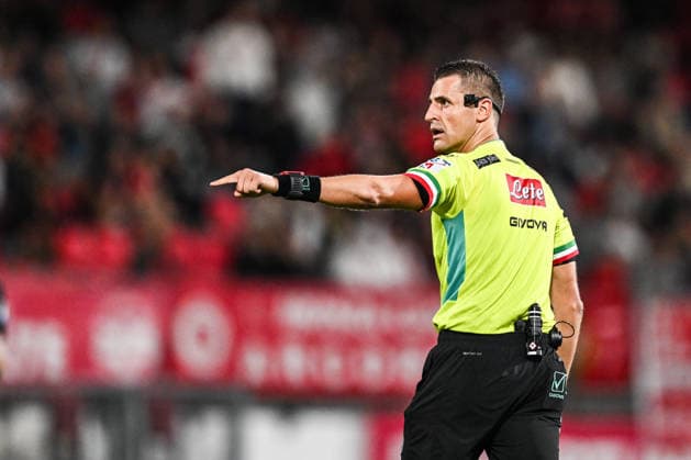 Referee Daniele Perenzoni seen the Italian Serie A football match between AC Monza and Sassuolo FC the Brianteo Stadium in Monza, north Italy - September 18, 2026. - Soccer.  Copyright: xTizianoxBallabio LaPressex