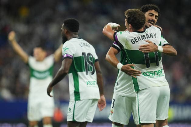 ESP: RCD Espanyol - Elche CF. La Liga EA Sports. Macthday 7 German Valera and Roy Revivo of Elche CF celebrating the 0-2 during the La Liga EA Sports match between RCD Espanyol and Elche CF played at RCDE Stadium on September 18, 2026 in Barcelona, Spain. kpng Copyright: xBaguxBlancox xPRESSINPHOTOx PS_2627_ESP_ELC_RAC_007