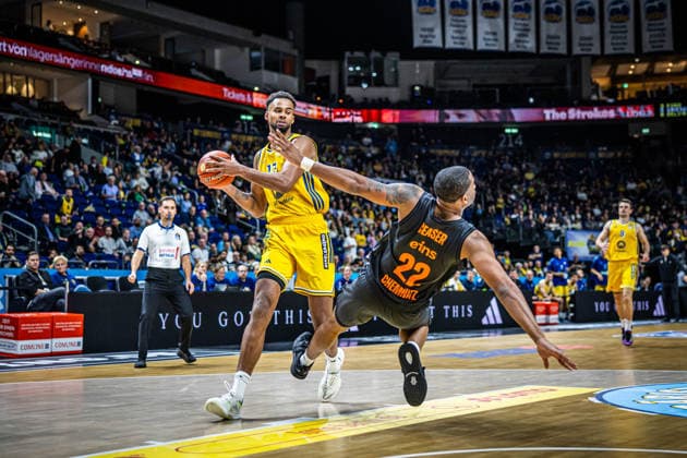 Basketball Berlin, September 18, 2026; 2026–2027 Season; EasyCredit BBL 1 Bundesliga Men s Division; Alba Berlin vs. Chemnitz NINERS; Norris Agbakoko (Alba Berlin, No. 17) vs. Nighael Ceaser (Chemnitz, No. 22)