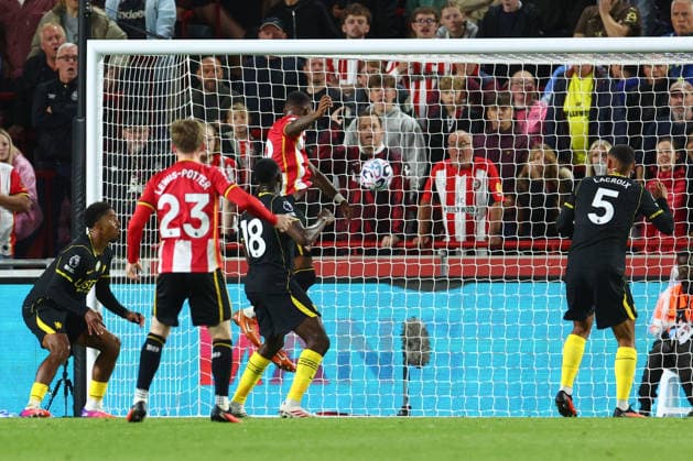 Premier League: Brentford v Chelsea LONDON, UK - 18th Sept 2026: Jaidon Anthony of Brentford scores his side s first goal during the Premier League match between Brentford FC and Chelsea FC at Gtech Community Stadium London Gtech Community Stadium England United Kingdom Copyright: xCraigxMercerx xPeakxActionxPhotosx