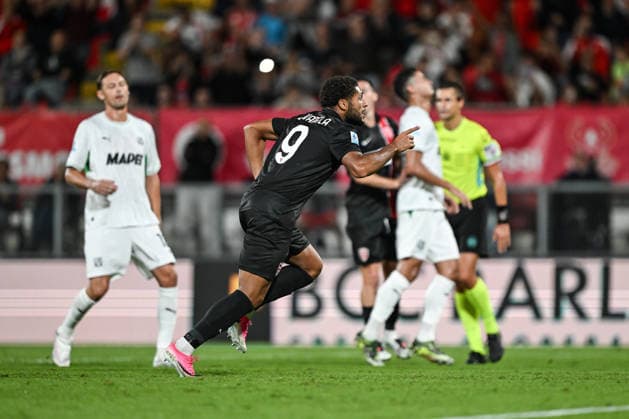 Gustavo Varela of AC Monza celebrating after a goal during the Serie A soccer match between AC Monza and Sassuolo FC the Brianteo Stadium in Monza, north Italy - September 18, 2026. - Soccer.  Copyright: xTizianoxBallabio LaPressex