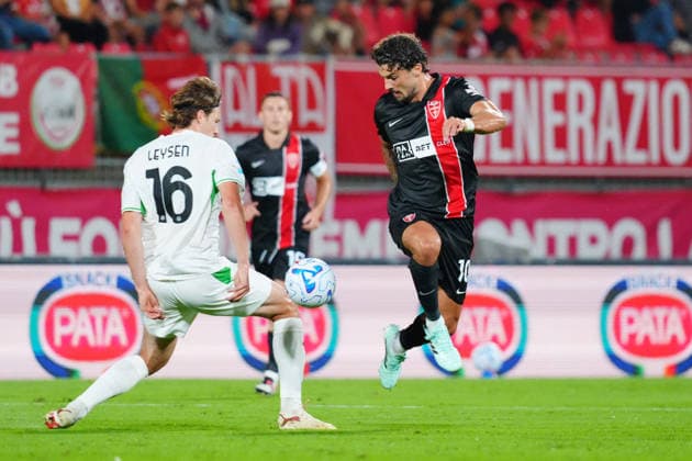 SOCCER - Serie A - AC Monza vs. US Sassuolo Photo by IPA ABACAPRESS.COM88678854 - Patrick Cutrone (AC Monza) during the AC Monza vs. US Sassuolo Serie A soccer match in Monza, Italy, on September 18, 2026 Monza Italy  Copyright: xIPAxSport ABACAx