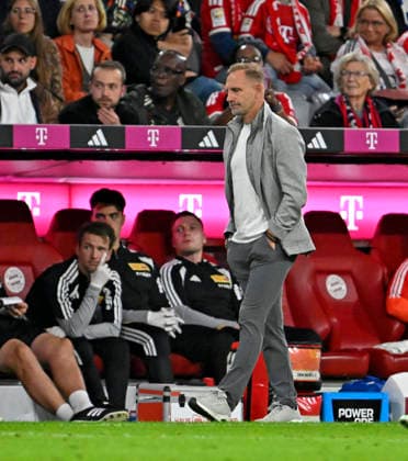 September 18, 2026, 2026–2027 Bundesliga, Matchday 4, FC Bayern Munich vs. 1. FC Union Berlin, at the Allianz Arena in Munich, Coach Mauro Lustrinelli. Union Berlin looks pensive.