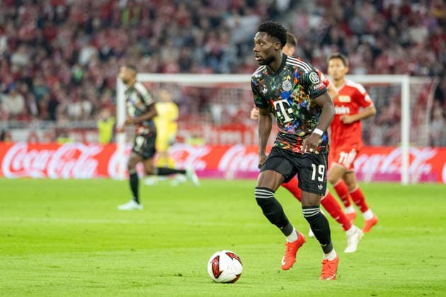 Alphonso Davies 19 FC Bayern Munich, FC Bayern Munich 1 FC Union Berlin, Bundesliga, Matchday 4, September 18, 2026. DFB regulations prohibit any use of photographs as image sequences and or quasi-video. Munich, Bayern, Germany Copyright: xkolbert-press UlrichxGamelx