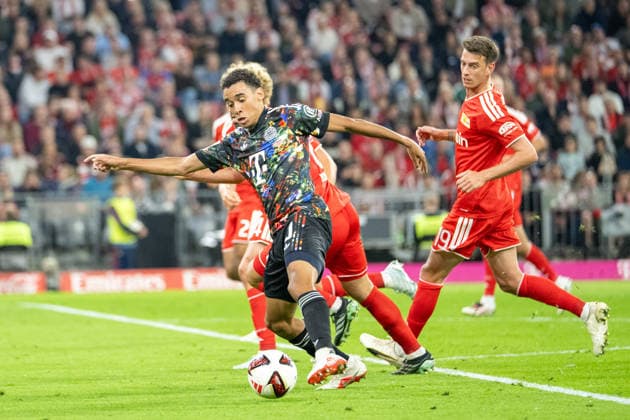 Jamal Musiala 10 FC Bayern Munich works his magic, FC Bayern Munich 1 FC Union Berlin, Bundesliga, Matchday 4, September 18, 2026. DFB regulations prohibit any use of photographs as image sequences and or quasi-video. Munich, Bayern, Germany Copyright: xkolbert-press UlrichxGamelx
