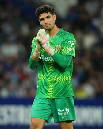 ESP: RCD Espanyol - Elche CF. La Liga EA Sports. Matchday 7 Matias Dituro of Elche CF celebrates the 1-3 during the La Liga EA Sports match between RCD Espanyol and Elche CF played at RCDE Stadium on September 18, 2026 in Barcelona, Spain. kpng Copyright: xBaguxBlancox xPRESSINPHOTOx PS_2627_ESP_ELC_804