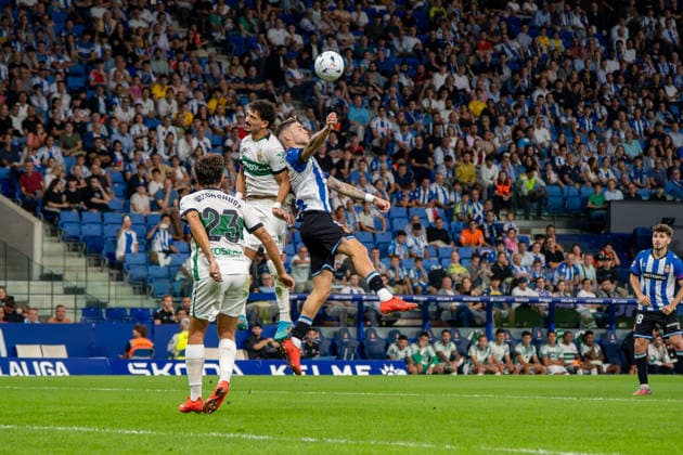 RCD Espanyol v Elche CF, Stage Front Stadium, CornellÃ de Llobregat, September 18, 2026, Spain - Matchday 7 - LaLiga EA Sports Roberto Fernandez of RCD Espanyol during the LaLiga EA Sports matchday 7 fixture between RCD Espanyol and Elche CF at Stage Front Stadium on September 18, 2026, in CornellÃ de Llobregat, Spain., Credit: 2026 Ãvan Sanchez Jimenez Ivan Sanchez Avalon  Copyright: x x2026xÃvanxSanchezxJimenezx xIvanxSanchezx xAvalonx 1136205903