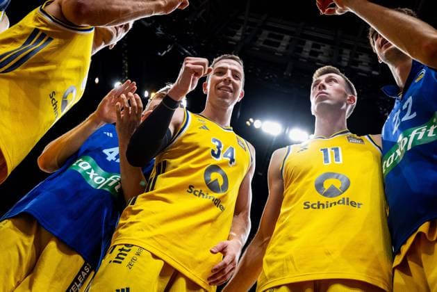 Basketball Berlin, September 18, 2026, 2026–2027 Season, EasyCredit BBL 1 Bundesliga Men, Alba Berlin NINERS vs. Chemnitz, Joe Wieskamp (Alba Berlin, No. 11), Justin Bean (Alba Berlin, No. 34), Celebrating