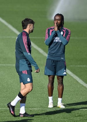 Real Madrid holds training session ahead of the LaLiga MADRID, SPAIN - SEPTEMBER 19: Raul Asencio (L) and Yan Diomande (R) of Real Madrid take part in a training session ahead of the LaLiga Week 7 match against Atletico Madrid at the club s Ciudad Real Madrid training facilities in Valdebebas, Madrid, Spain, on September 19, 2026. Burak Akbulut Anadolu Madrid Spain. Editorial use only. Please get in touch for any other usage.  Copyright: x2026xAnadoluxBurakxAkbulutx
