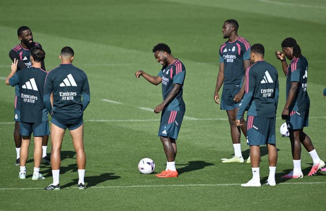 Real Madrid holds training session ahead of the LaLiga MADRID, SPAIN - SEPTEMBER 19: Antonio Rudiger (L) and Vinicius Junior (C) of Real Madrid take part in a training session ahead of the LaLiga Week 7 match against Atletico Madrid at the club s Ciudad Real Madrid training facilities in Valdebebas, Madrid, Spain, on September 19, 2026. Burak Akbulut Anadolu Madrid Spain. Editorial use only. Please get in touch for any other usage.  Copyright: x2026xAnadoluxBurakxAkbulutx