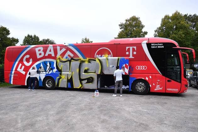Soccer: A-Juniors DFB Cup, 2026–2027 Season, Round of 16: MSV Duisburg U19 vs. Bayern Munich U19 on September 19, 2026, at the BSA Westender Straße in Duisburg. The Bayern Munich team bus was defaced with MSV graffitiNorth Rhine-Westphalia, Germany