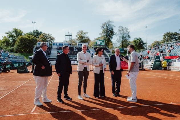 TENNIS - Davis Cup, AUT vs BEL VIENNA,AUSTRIA,19.SEP.26 - TENNIS - ITF Davis Cup, qualification round 2, Austria vs Belgium. Image shows City Councillor for Public Health Peter Hacker (Vienna), vice chancellor Andreas Babler (Austria), Martin Ohneberg (OETV), a participant, president Richard Grasl (OETV) and Thomas Seidl.  GEPAxpictures xAlexanderxSolc
