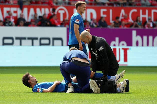 September 19, 2026, xrekx, Soccer 2. Bundesliga, 1. FC Kaiserslautern vs. Eintracht Braunschweig, Isidoros Koutsidis (Eintracht Braunschweig) injured, injury, pain, pains, injured, injury, pain, DFL DFB REGULATIONS PROHIBIT ANY USE OF PHOTOGRAPHS as IMAGE SEQUENCES and or QUASI-VIDEO Kaiserslautern