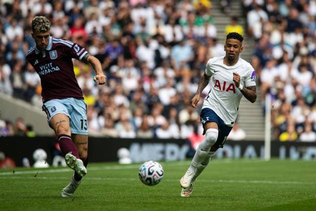 Savio of Tottenham Hotspur presses Matteo Ruggeri of Aston Villa Tottenham Hotspur v Aston Villa, Premier League, Football, Tottenham Hotspur Stadium, London, UK - 19 Sep 2026London Tottenham Hotspur Stadium United Kingdom EDITORIAL USE ONLY No use with unauthorised audio, video, data, fixture lists, club league logos or live services. Online in-match use limited to 120 images, no video emulation. No use in betting, games or single club league player publications. Copyright: xSeanxTroup Shutterstockx 17158343k