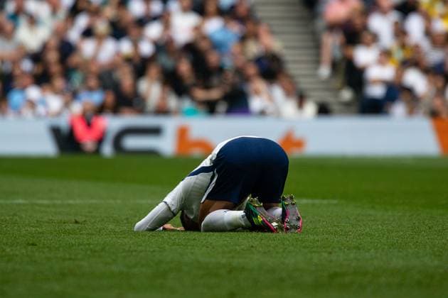 Pedro Porro of Tottenham Hotspur down injured Tottenham Hotspur v Aston Villa, Premier League, Football, Tottenham Hotspur Stadium, London, UK - 19 Sep 2026London Tottenham Hotspur Stadium United Kingdom EDITORIAL USE ONLY No use with unauthorised audio, video, data, fixture lists, club league logos or live services. Online in-match use limited to 120 images, no video emulation. No use in betting, games or single club league player publications. Copyright: xSeanxTroup Shutterstockx 17158343n