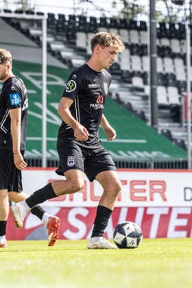 SV Sandhausen vs. SSV Ulm 1846 Soccer, Regionalliga Southwest, Matchday 8, Stadion am Hardtwald, Sandhausen, September 19, 2026 – warm-up, Benjamin Goller, SSV Ulm 1846 Soccer, 07 SV Sandhausen vs. SSV Ulm 1846 Soccer, Regionalliga Southwest, Matchday 8, Stadion am Hardtwald, Sandhausen, September 19, 2026 Photo by Lucca Fundel Sandhausen Stadion am Hardtwald, Baden-Württemberg, Germany