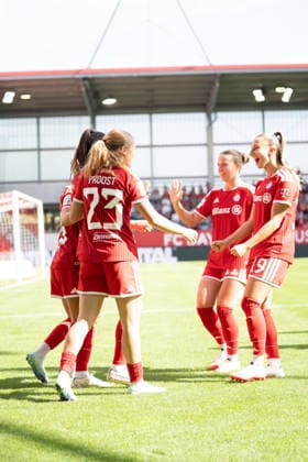 Jovana Damnjanovic 9 Bayern, Sophie Proost 23 FC Bayern, Sarah Mattner Trembleau 11 FC Bayern and Katharina Naschenweng 19 FC Bayern celebrate the 1–0 goal in the Google Pixel Women’s Bundesliga match between FC Bayern Munich and 1. FC Köln on September 19, 2026, at the FC Bayern Campus in Munich, Bavaria, Germany