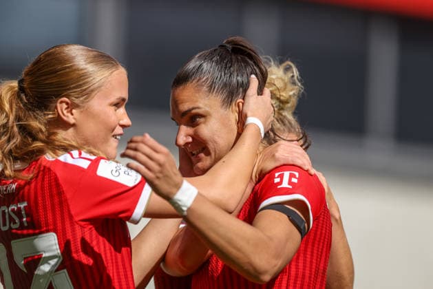 GER, Munich, FC Bayern Munich vs. FC Cologne, Google Pixel Women s Bundesliga, Soccer, DFB, 2026–2027 Season, FC Bayern Campus, Matchday 5 in Pictures: Jovana Damnjanovic FC Bayern Munich Women 9, scores the 10th goal, celebration and joy, emotions. DFB and DFL regulations prohibit any use of photographs as image sequences and or quasi-video. September 19, 2026 Copyright: HMBxMedia HendrikxHamelau