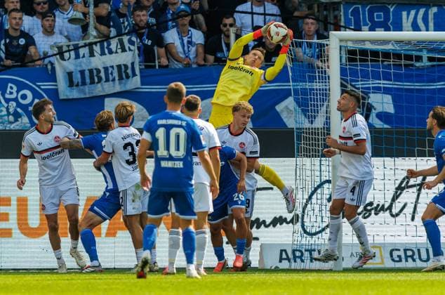 September 19, 2026 Soccer Season 2026–2027, Matchday 2, Bundesliga, Match 06: Karlsruher SC (KSC) vs. 1. FC Nürnberg (FCN) Club Sports Photo by Zink DaMa xdaxmax DFL regulations prohibit any use of photographs as image sequences and or quasi-video For editorial use only. Jan Reichert 1, 1 FC Nürnberg (FCN) catches the ball