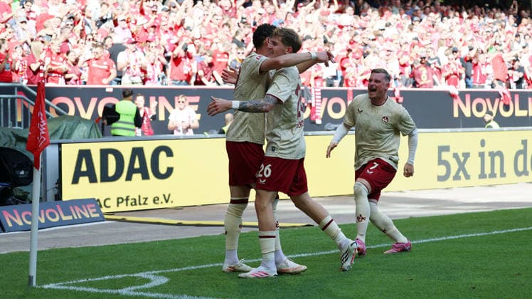 September 19, 2026, xrekx, Soccer, 2. Bundesliga, 1 FC Kaiserslautern vs. Eintracht Braunschweig: Goal celebration after Erencan Yardimci scored the 1–0 goal for 1 FC Kaiserslautern with Paul Joly; 1 FC Kaiserslautern’s Marlon Ritter; 1 FC Kaiserslautern; DFL; DFB REGULATIONS; PROHIBIT ANY USE OF PHOTOGRAPHS AS IMAGE SEQUENCES AND OR QUASI-VIDEO Kaiserslautern