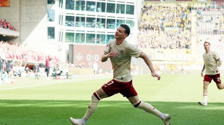 September 19, 2026, xrekx, Soccer, 2. Bundesliga, 1 FC Kaiserslautern vs. Eintracht Braunschweig: Goal celebration after Erencan Yardimci scored the 1–0 goal for 1 FC Kaiserslautern. DFL and DFB regulations prohibit any use of photographs as image sequences and or QUASI-VIDEO Kaiserslautern