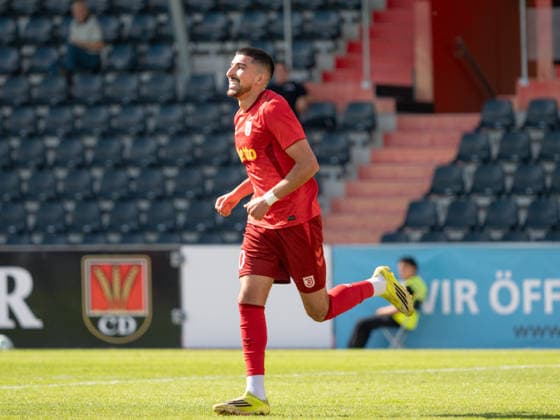 Goal to make it 0–2 by Nassim Boujellab, SSV Jahn Regensburg, 10 GER, Soccer, VfB Stuttgart II vs. SSV Jahn Regensburg, Landesliga 2, Matchday 8, Leinfelden-Echterdingen, 2026–2027 Season, September 19, 2026, GER, Soccer, VfB Stuttgart II vs. SSV Jahn Regensburg, 3. Liga, Matchday 8, 2026–2027 season, September 19, 2026, Leinfelden Echterdingen Copyright: xCarstenxSchweringx EP_CSG