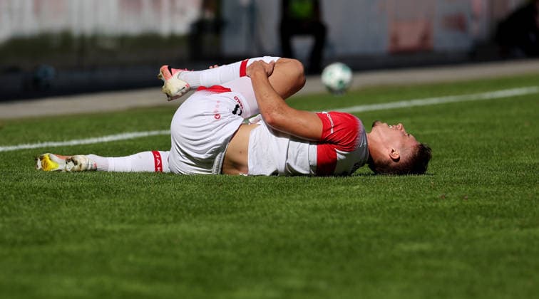 September 19, 2026, Germany, Aspach Soccer: VfB Stuttgart II vs. SSV Jahn Regensburg, Oliver Rölke: VfB II Down and Out